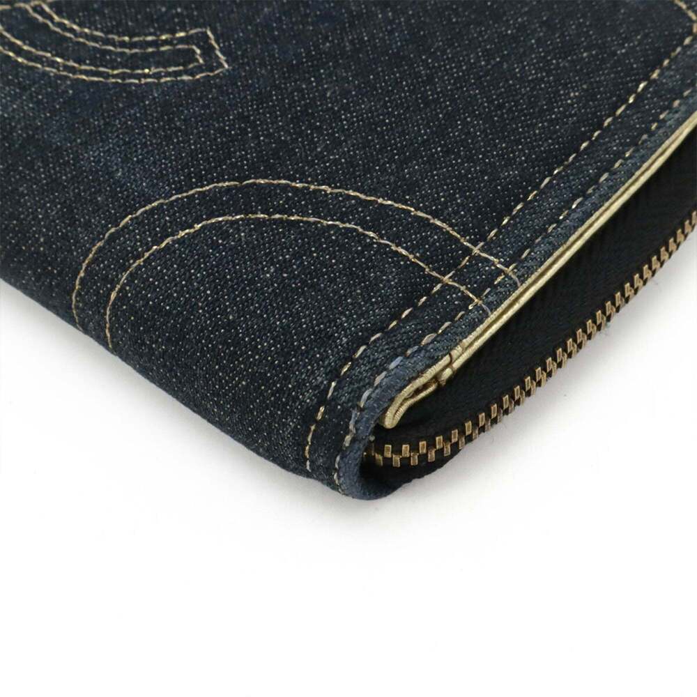 CHANEL Leather Logo Wallet - Picture 4 of 9